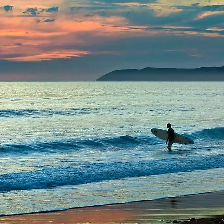 La Maison De Sylvie Bed & Breakfast 3*