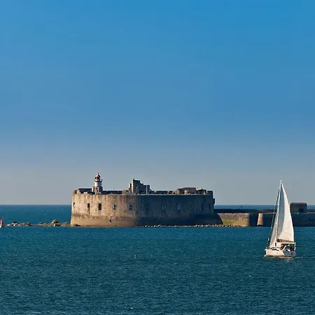 La Maison De Sylvie Bed & Breakfast 3*